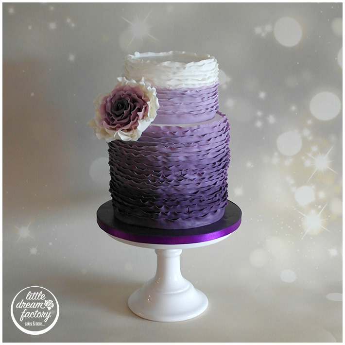 Torte Lila Ombre Ruffles